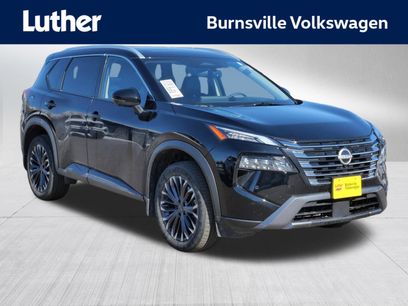 Used 2025 Nissan Rogue SL w/ Tech Package