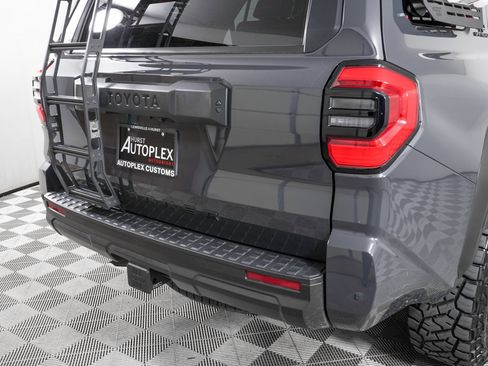 Used 2025 Toyota 4Runner TRD Off-Road image 33