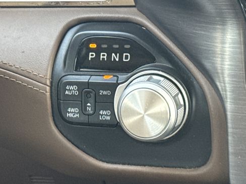 Used 2019 RAM 1500 Limited AWD/4WD image 25