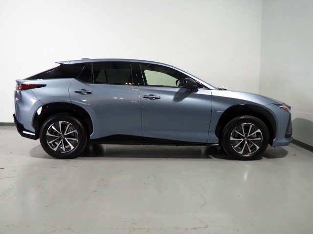 Used 2024 Lexus RZ 450e Premium w/ Technology Package AWD/4WD image 5