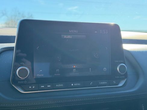 Used 2023 Nissan Rogue SV image 21