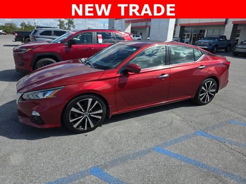 Used 2019 Nissan Altima 2.5 Platinum image 9