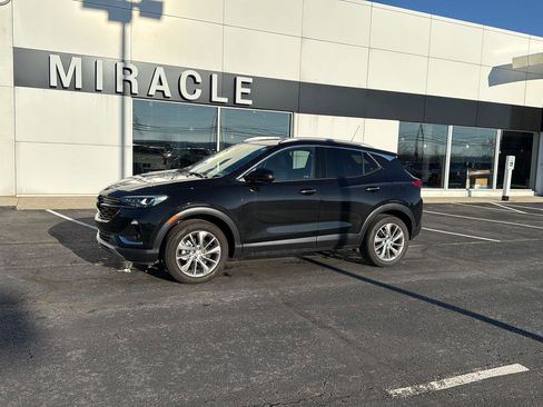 Certified 2023 Buick Encore GX Essence w/ Experience Buick Package image 11