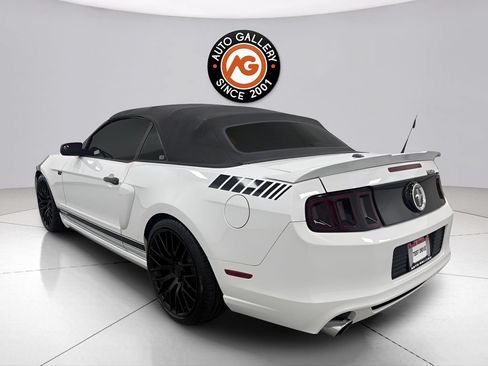 Used 2014 Ford Mustang Premium RWD image 5