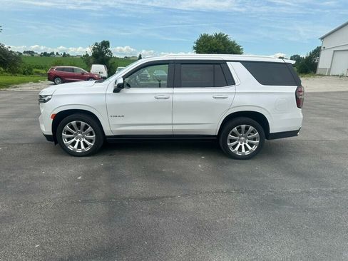 Used 2023 Chevrolet Tahoe Premier w/ Premium Package AWD/4WD image 2