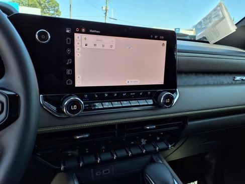 Used 2023 Chevrolet Colorado ZR2 w/ ZR2 Convenience Package III image 16