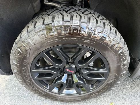 Used 2026 GMC Sierra 1500 Elevation w/ Elevation Premium Package AWD/4WD image 11