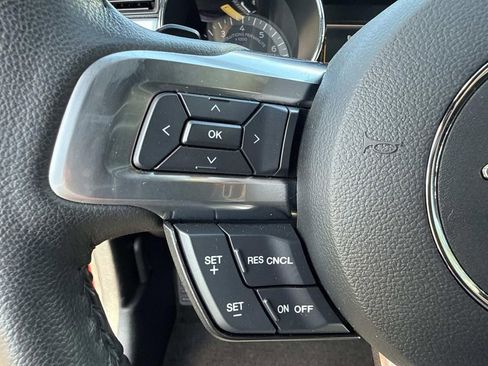 Used 2016 Ford Mustang GT Premium image 26