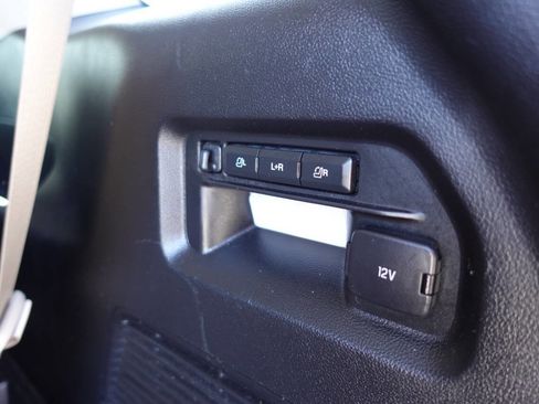 Used 2020 Ford Explorer Limited image 29