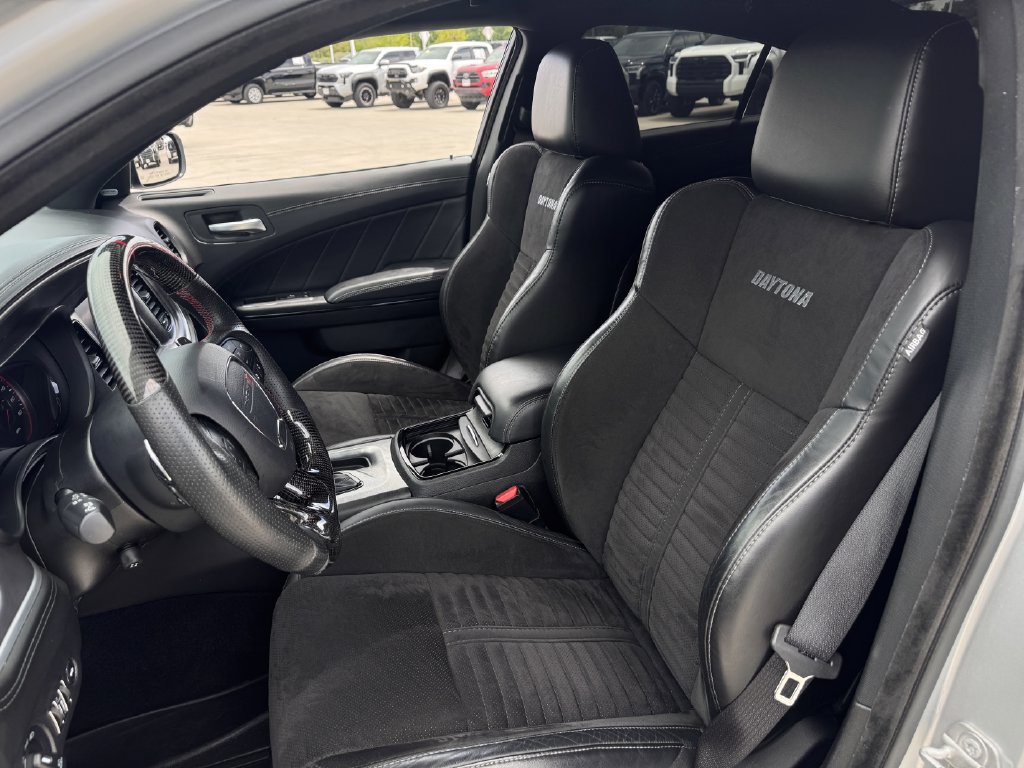 Used 2023 Dodge Charger Scat Pack w/ Daytona Edition Group RWD image 24