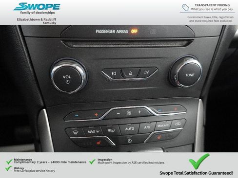 Used 2016 Ford Edge SEL w/ Equipment Group 201A AWD/4WD image 21