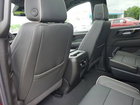 New 2026 Chevrolet Tahoe Premier w/ Sun And Tow Package AWD/4WD image 13