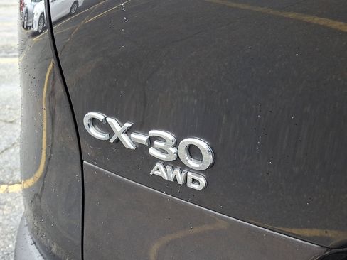 Used 2021 MAZDA CX-30 AWD 2.5 S w/ Select Package image 31