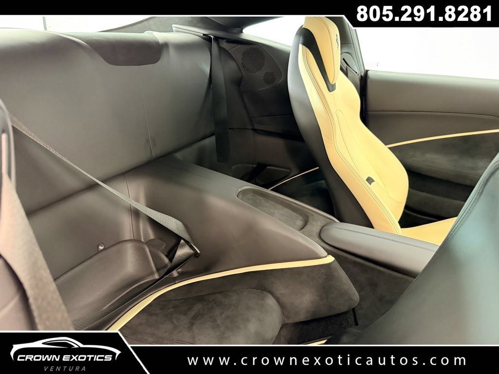Used 2024 Ferrari Roma RWD image 20
