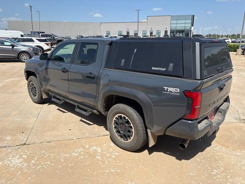 Used 2024 Toyota Tacoma TRD Off-Road AWD/4WD image 6