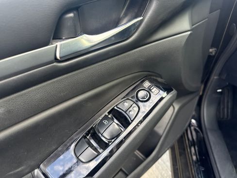 Used 2023 Nissan Altima 2.5 SV FWD image 19
