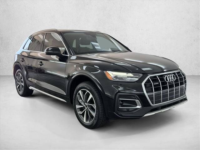 Used 2021 Audi Q5 2.0T Premium Plus w/ Premium Plus Package AWD/4WD image 3