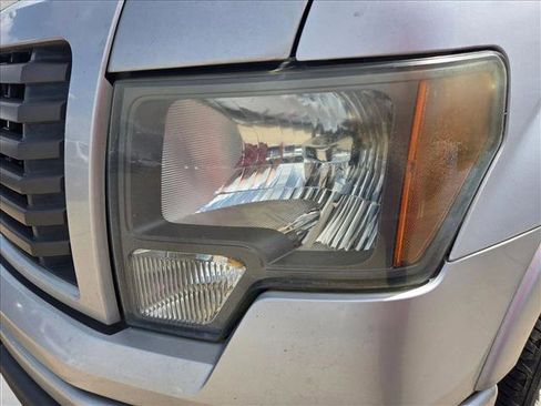 Used 2010 Ford F150 XL image 9