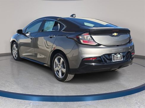 Used 2017 Chevrolet Volt LT image 8
