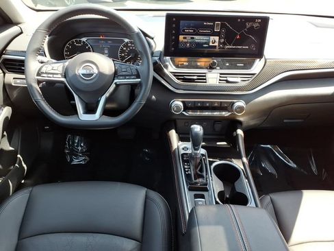 Certified 2023 Nissan Altima 2.5 SR w/ SR Premium Package AWD/4WD image 15