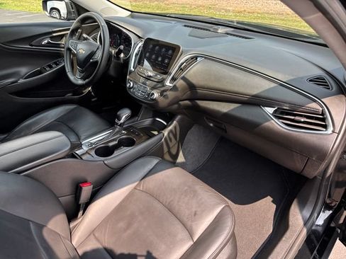 Used 2024 Chevrolet Malibu LT FWD image 31
