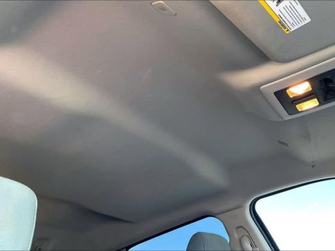 Used 2020 RAM 1500 Classic SLT w/ Luxury Group image 16