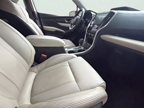 Used 2019 Subaru Ascent Limited AWD/4WD image 15