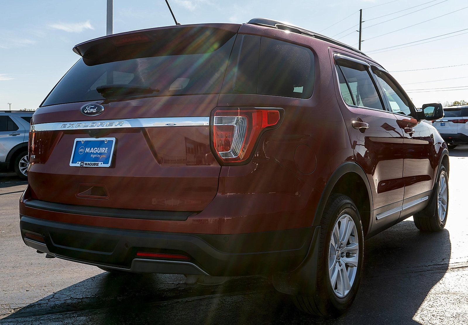 Used 2019 Ford Explorer XLT w/ Equipment Group 201A AWD/4WD image 6