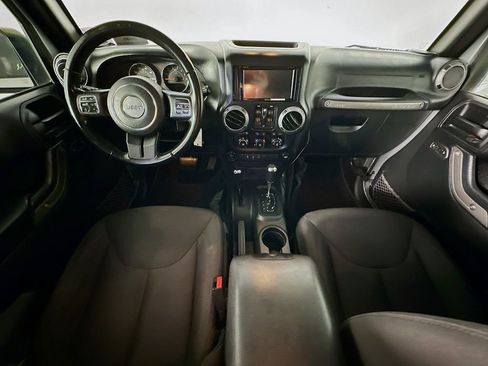 Used 2017 Jeep Wrangler Unlimited Sport AWD/4WD image 10