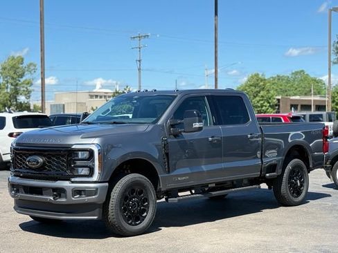 New 2026 Ford F350 Lariat w/ Black Appearance Package AWD/4WD image 41