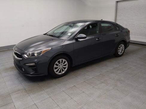 Used 2021 Kia Forte FE image 2