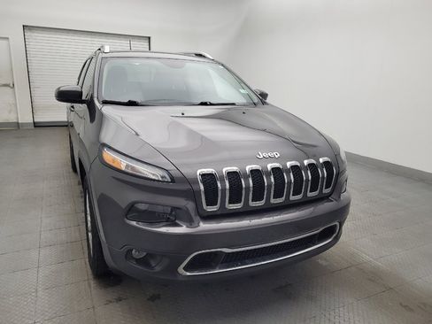 Used 2018 Jeep Cherokee Limited image 14