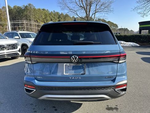 New 2026 Volkswagen Taos SEL image 4