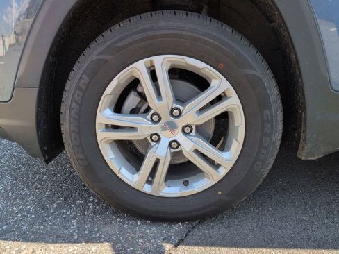 Certified 2024 GMC Terrain SLE AWD/4WD image 24