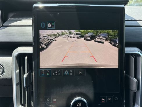 Certified 2025 GMC Acadia Elevation w/ Black Edition FWD image 15