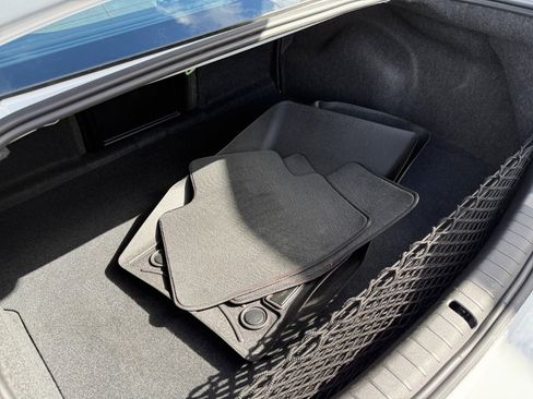 Used 2016 Chevrolet SS image 12