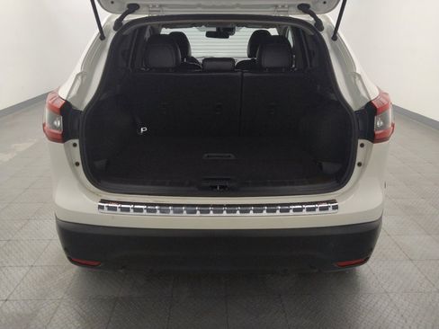 Used 2020 Nissan Rogue Sport SV w/ Technology Package FWD image 29