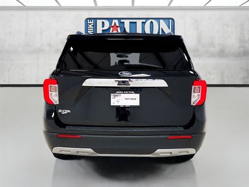 Used 2023 Ford Explorer XLT w/ Equipment Group 202A AWD/4WD image 6