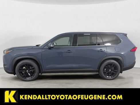 Certified 2024 Toyota Grand Highlander AWD image 8