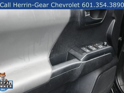 Used 2023 Toyota Tacoma SR AWD/4WD image 11