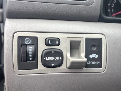 Used 2007 Toyota Corolla CE image 29