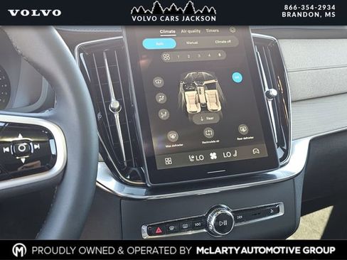 New 2026 Volvo XC90 B5 Core w/ Protection Package Premier AWD/4WD image 10