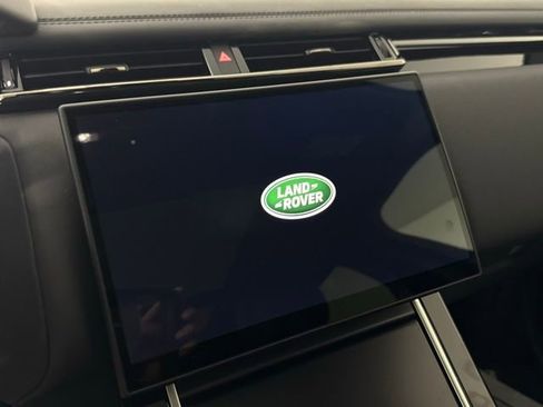New 2026 Land Rover Range Rover Velar Dynamic SE image 21
