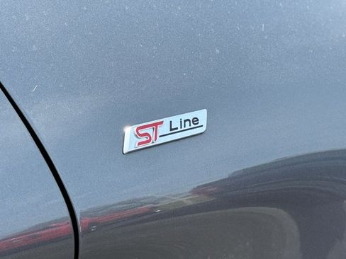 Certified 2025 Ford Explorer ST-Line w/ ST-Line Street Pack AWD/4WD image 10