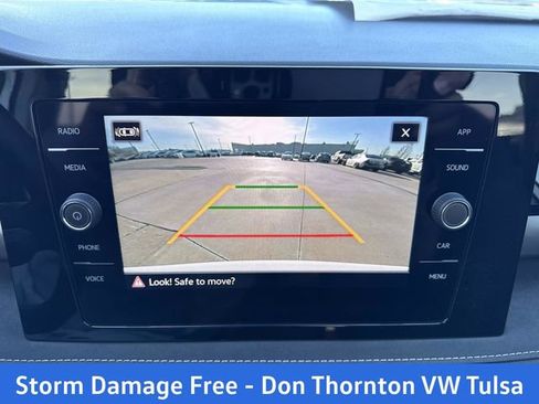 New 2026 Volkswagen Taos SE FWD image 19