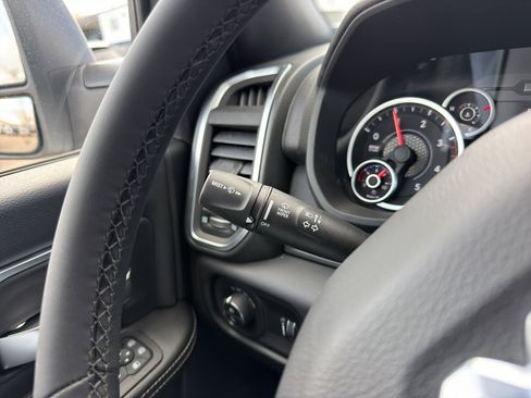 New 2026 RAM 2500 Big Horn AWD/4WD image 21