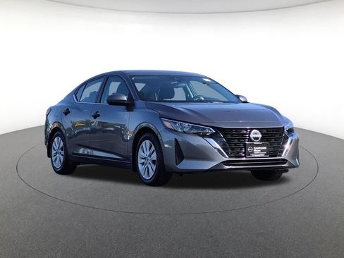 Used 2024 Nissan Sentra S FWD image 3
