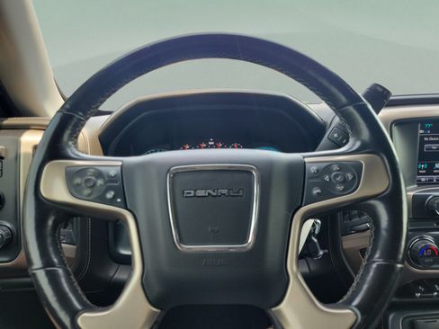 Used 2018 GMC Sierra 1500 Denali w/ Denali Ultimate Package AWD/4WD image 20