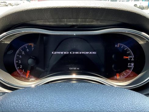 Used 2018 Jeep Grand Cherokee Trailhawk AWD/4WD image 12