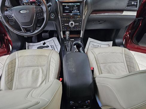 Used 2016 Ford Explorer Platinum AWD/4WD image 32